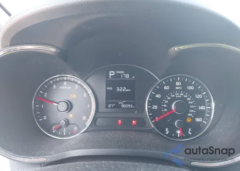 2017 Kia Forte Lx z USA, uszkodzony, nr VIN 3KPFK4A75HE133685